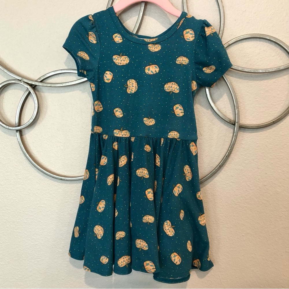 Dot Dot Smile pumpkin dress, 2T, good used condition
